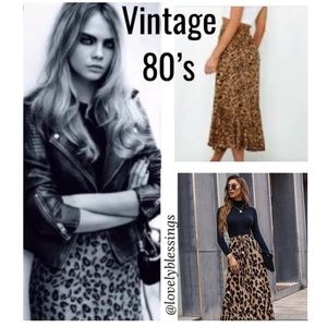 Animal Print Long Soft Pleated Skirt Vintage 80’s Leopard Cheetah Size Medium